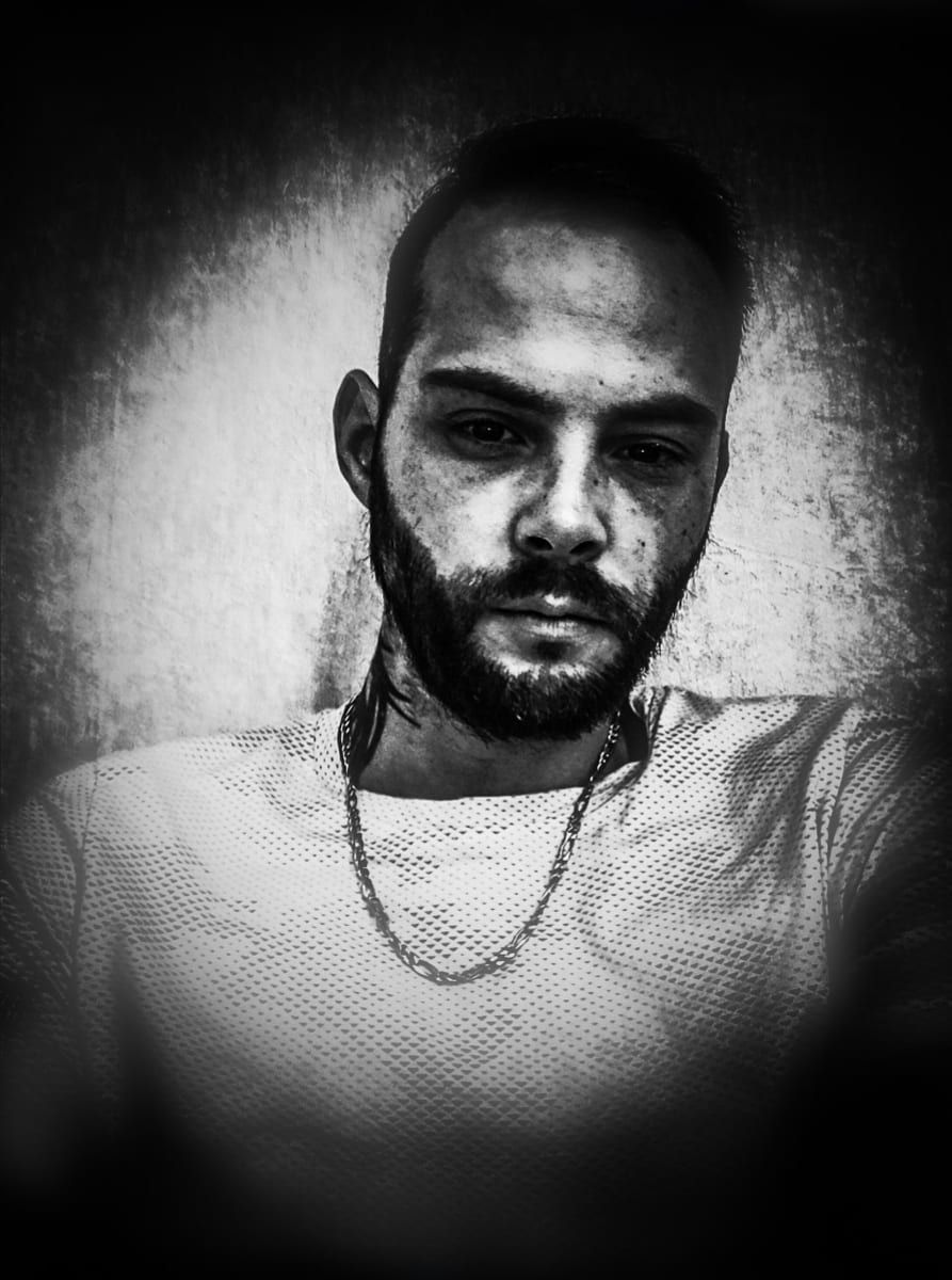 Profil de Nicolae